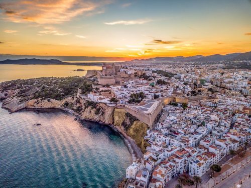 Eivissa 1819244477